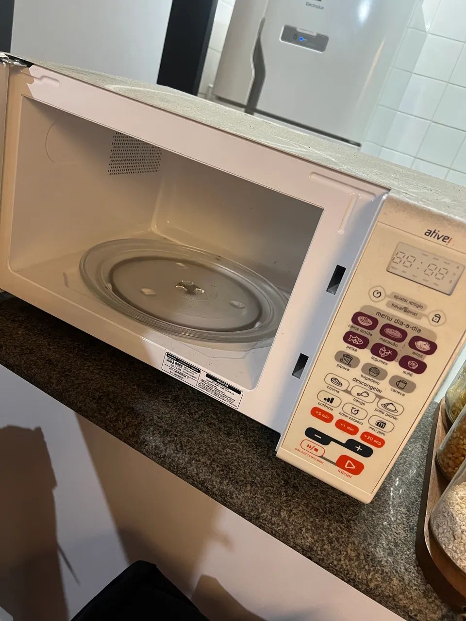 Microondas Brastemp 30L - Foto 3