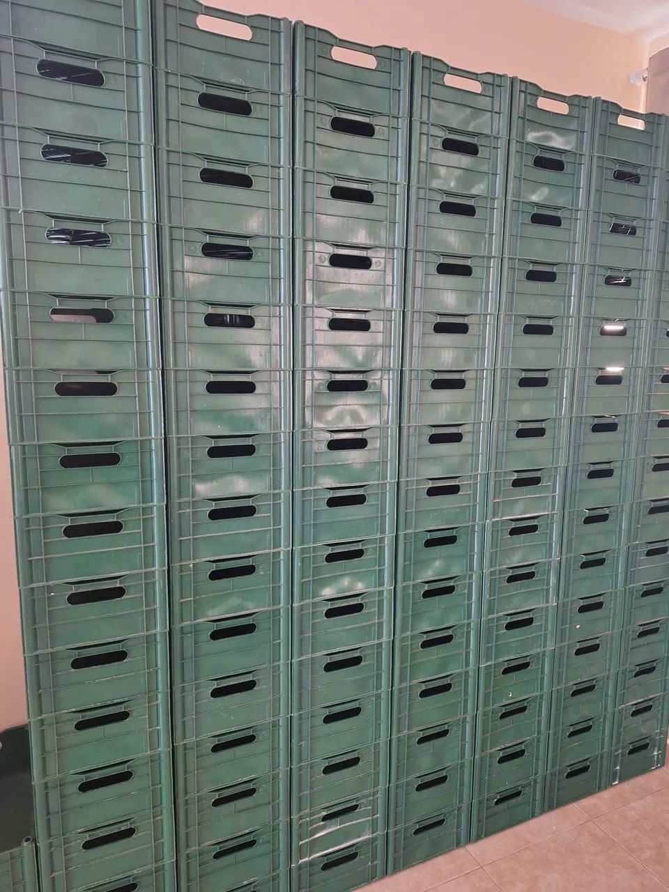 Caixa hortifruti empilhavel 18L - Foto 2