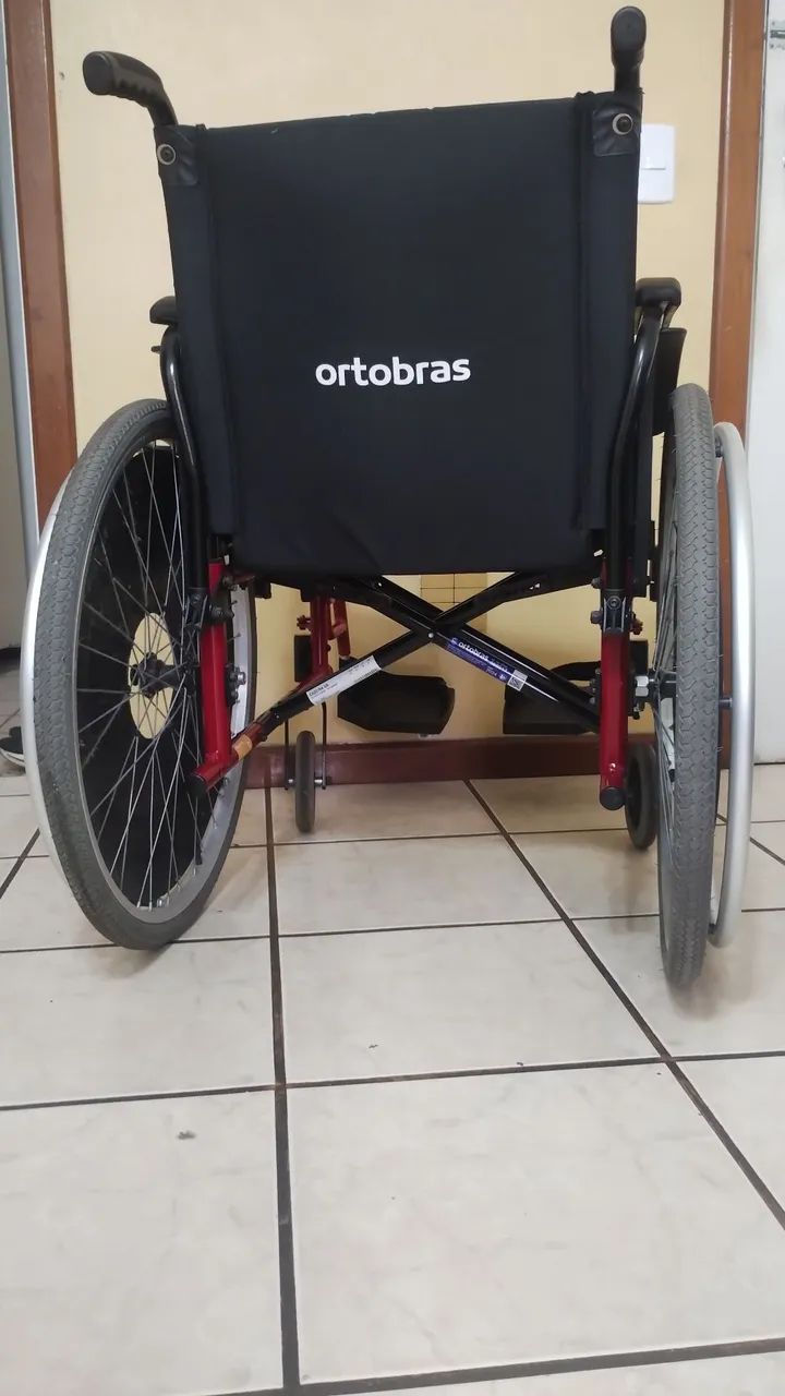 Cadeira de rodas em alumínio Ortobras - Foto 3