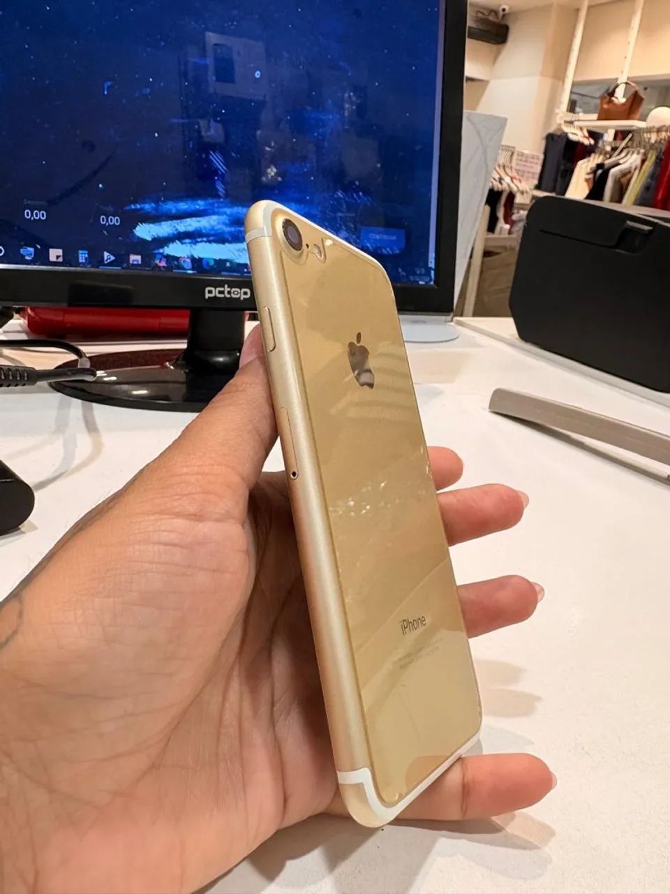 iPhone 7 - Foto 2