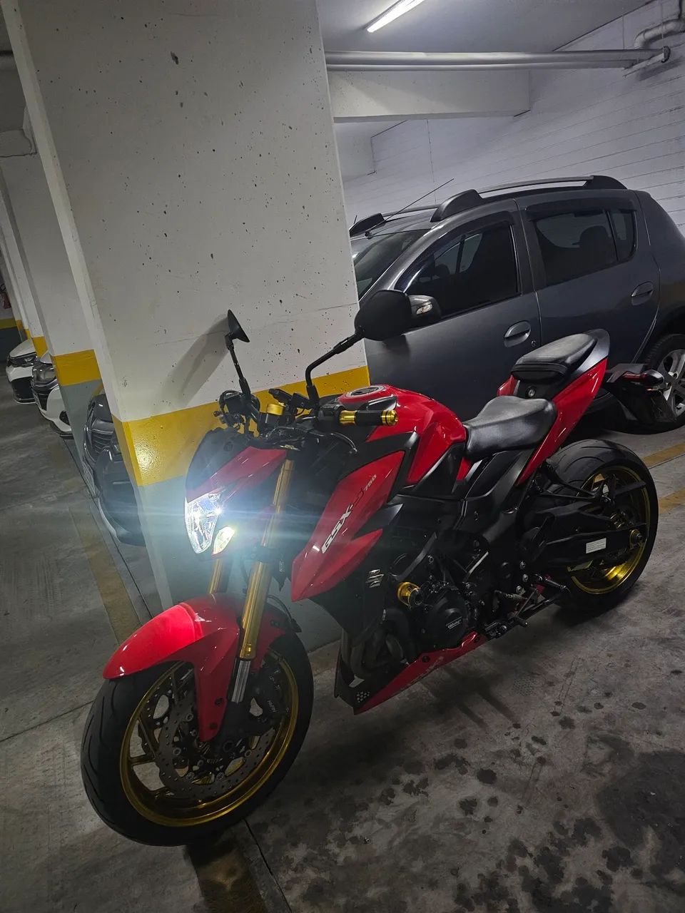 GSX-S - Foto 2