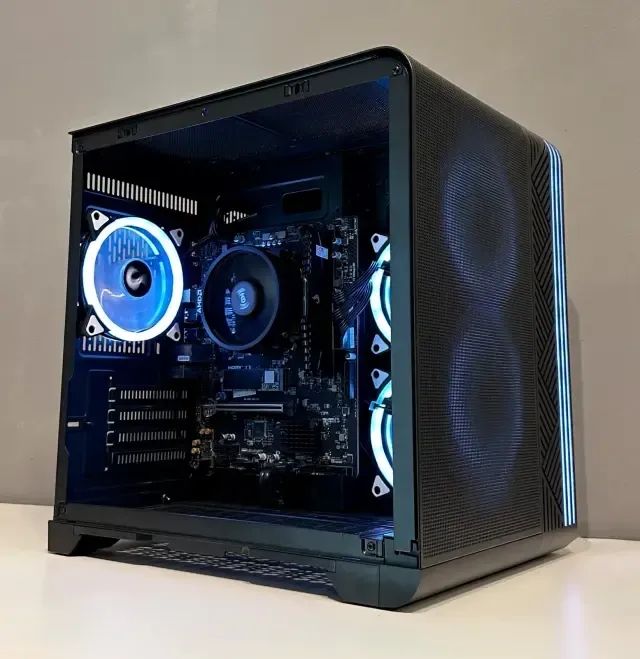 PC GAMER RYZEN 5 8500G