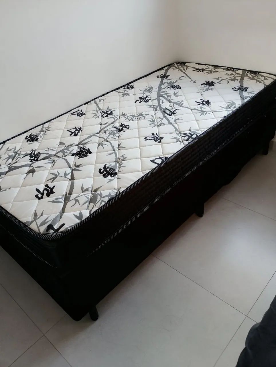 Cama box solteiro  2  meses uso  - Foto 3