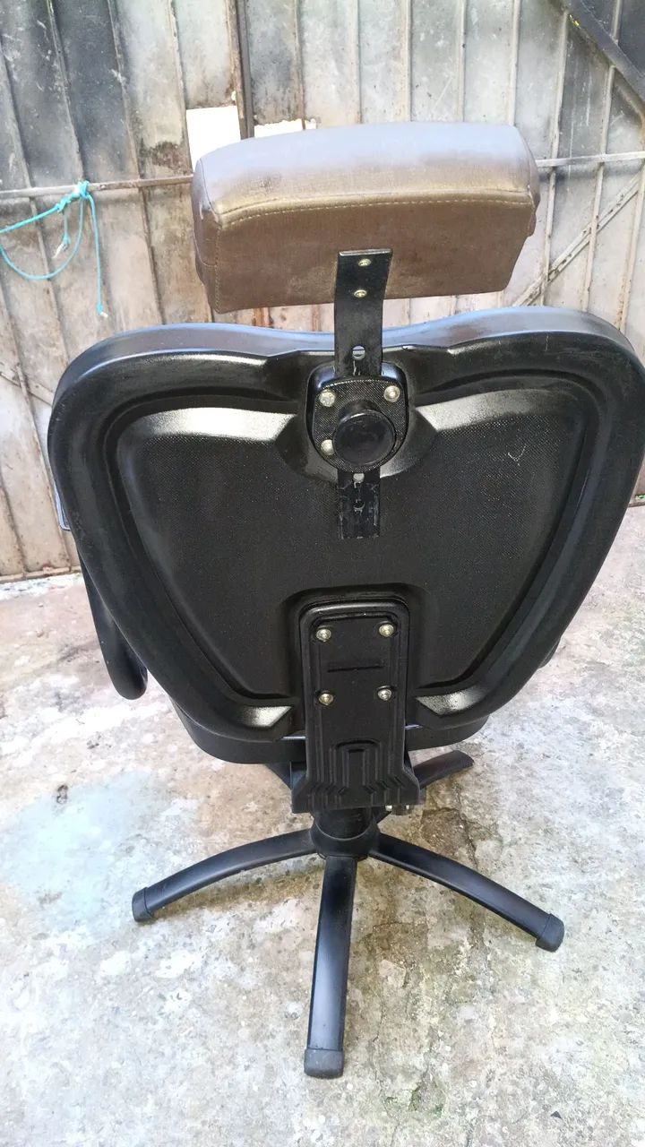 Cadeira de barbeiro ou cabeleireiro  - Foto 4