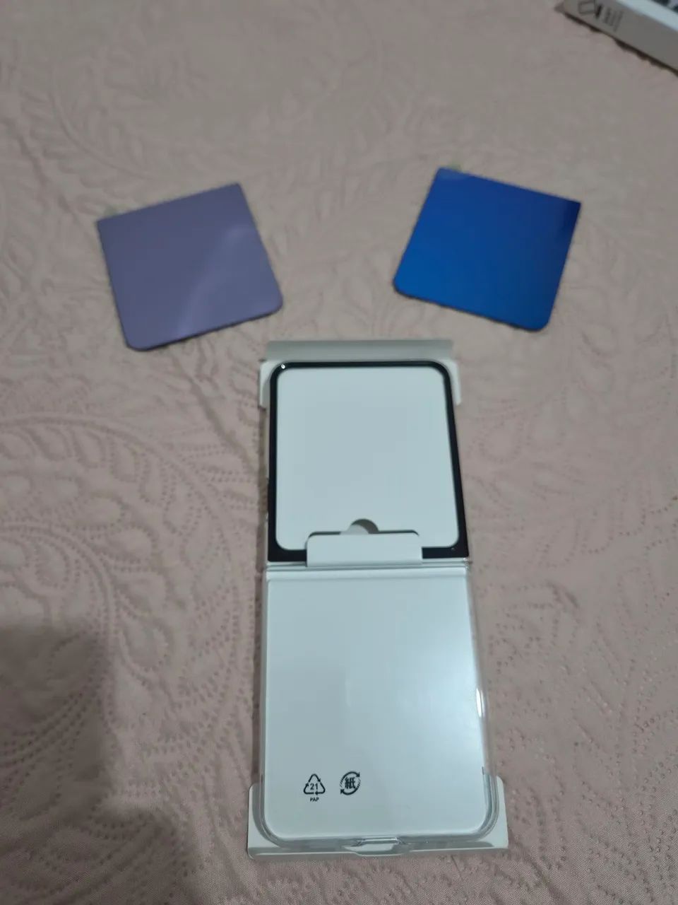Capa para celular Samsung ZFlip 5 nova. - Foto 3