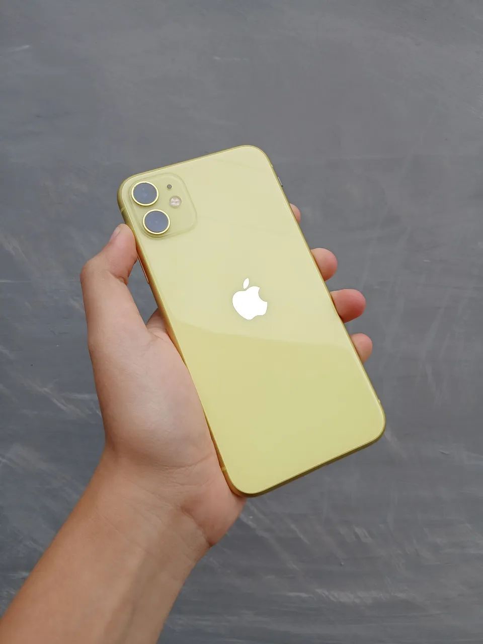 Iphone 11 | Amarelo