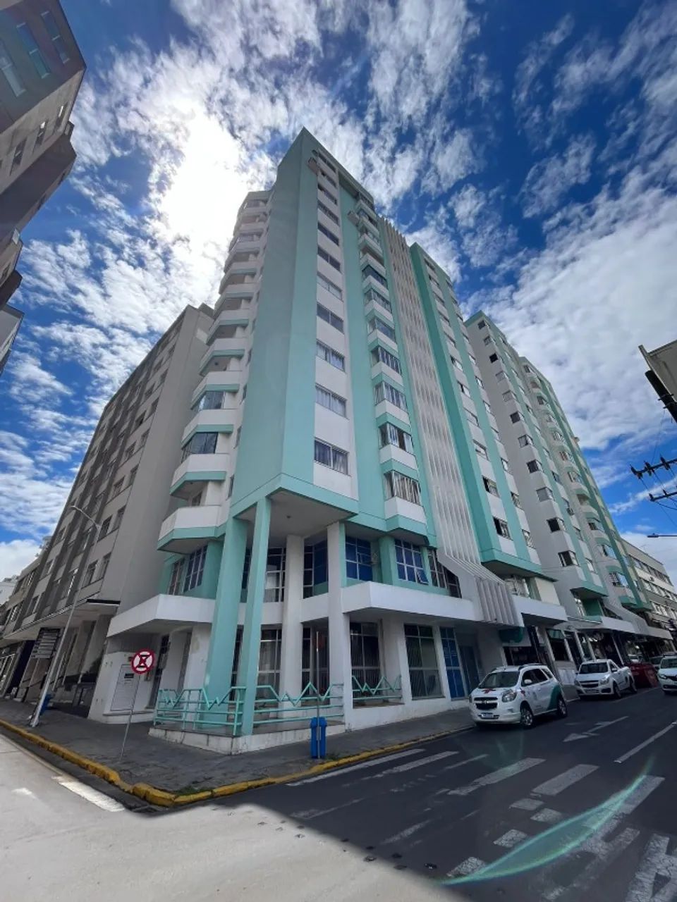 Apartamento 3 quartos no centro de Lages