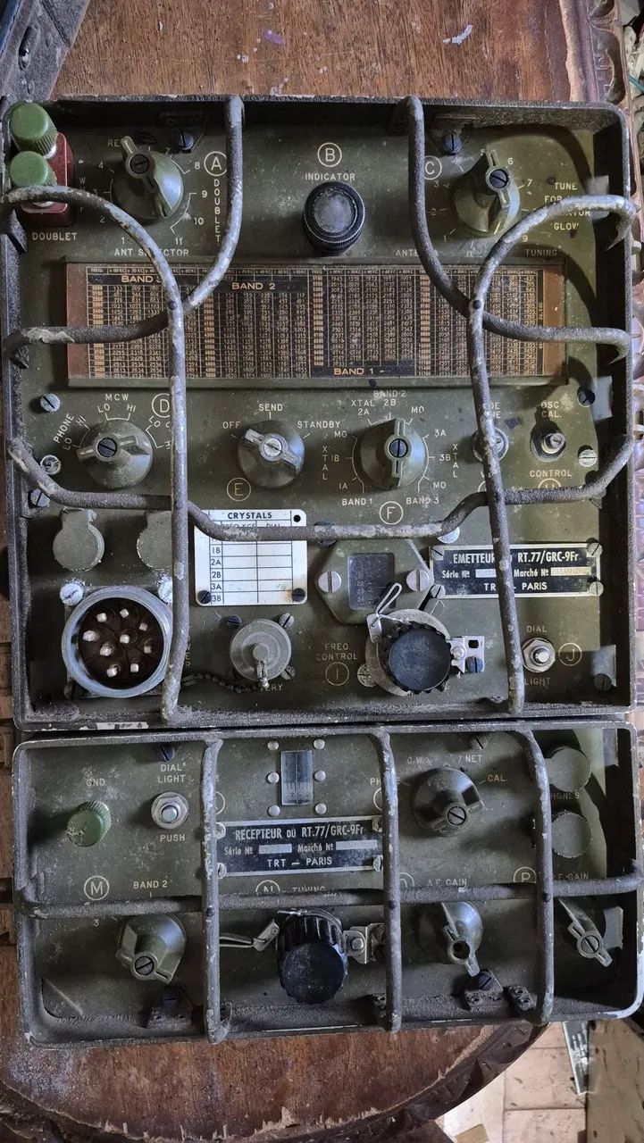 Rádio militar antigo GRC-9 - Foto 2
