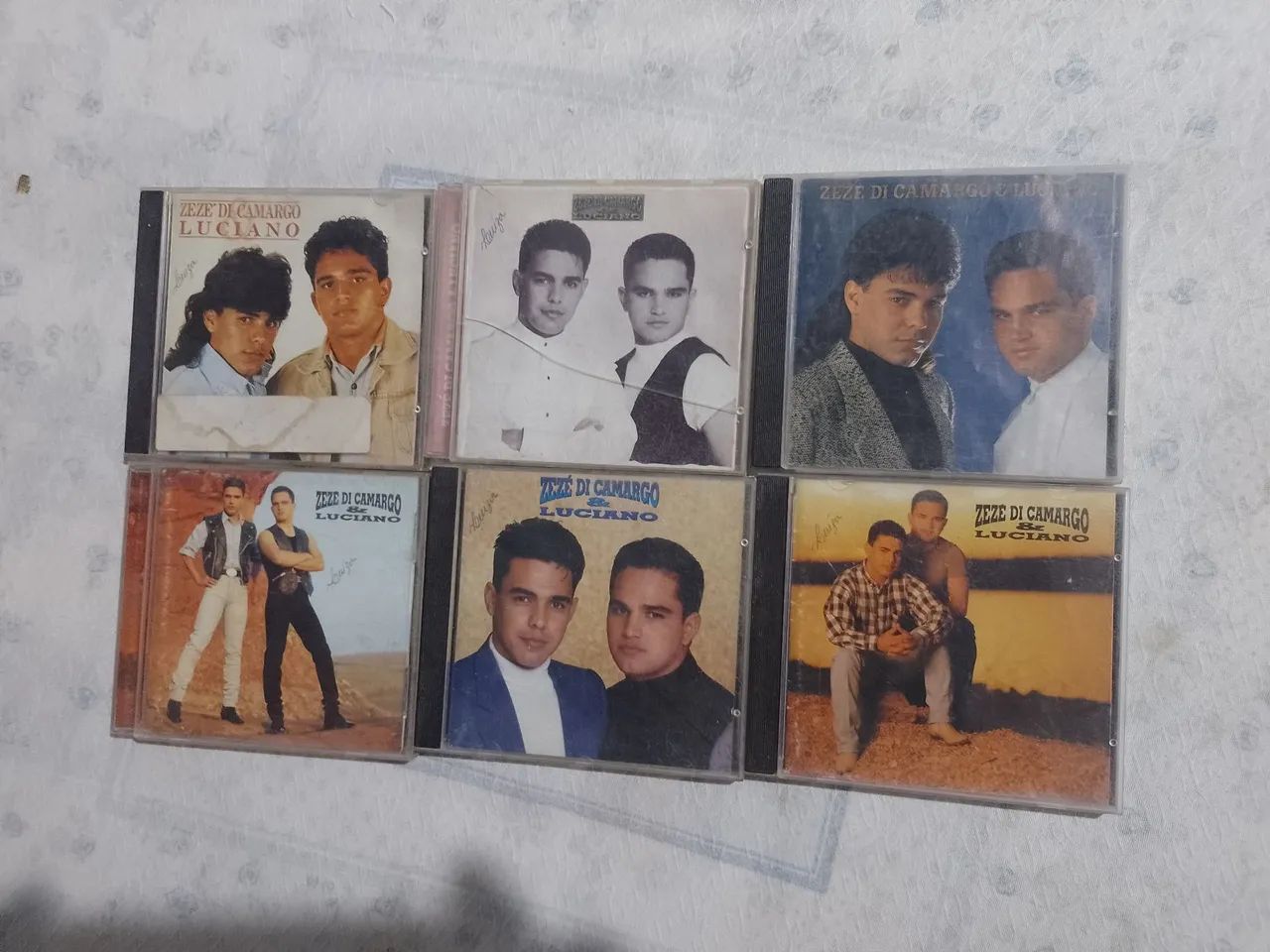 COLEÇÃO DE CDS DE ZEZÉ DE CARMO E LUCIANO - CDs, DVDs etc - Jardim