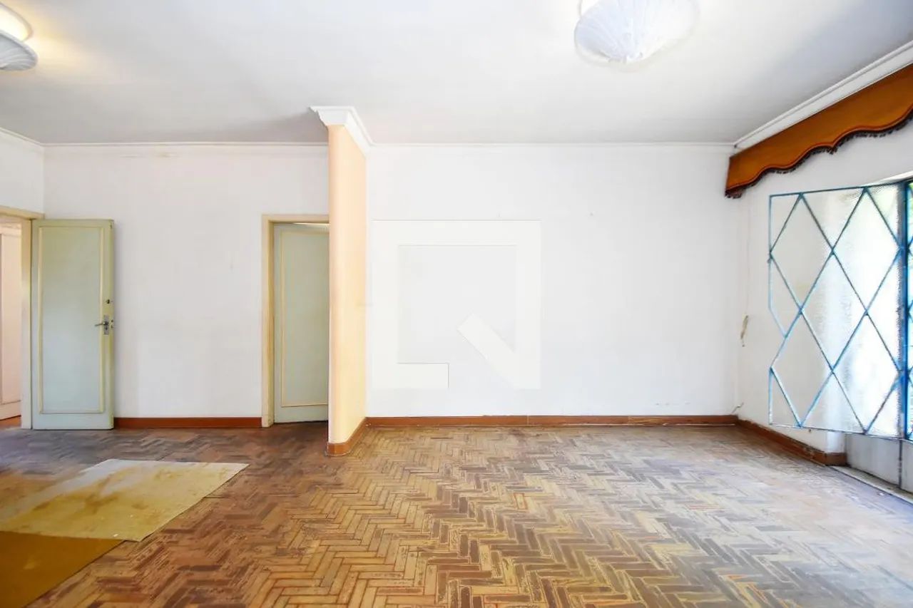 Casa à Venda - Sumaré, 4 Quartos, 315 m2