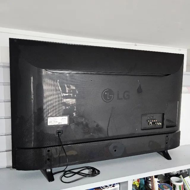 smart tv 4k lg 49uh6100 com defeito - Foto 5