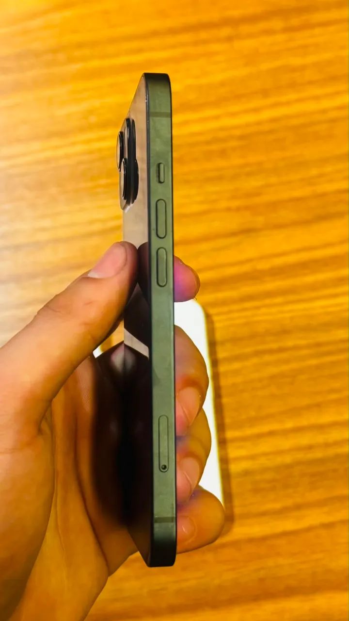iPhone 13 preto 128GB 88% - Foto 4