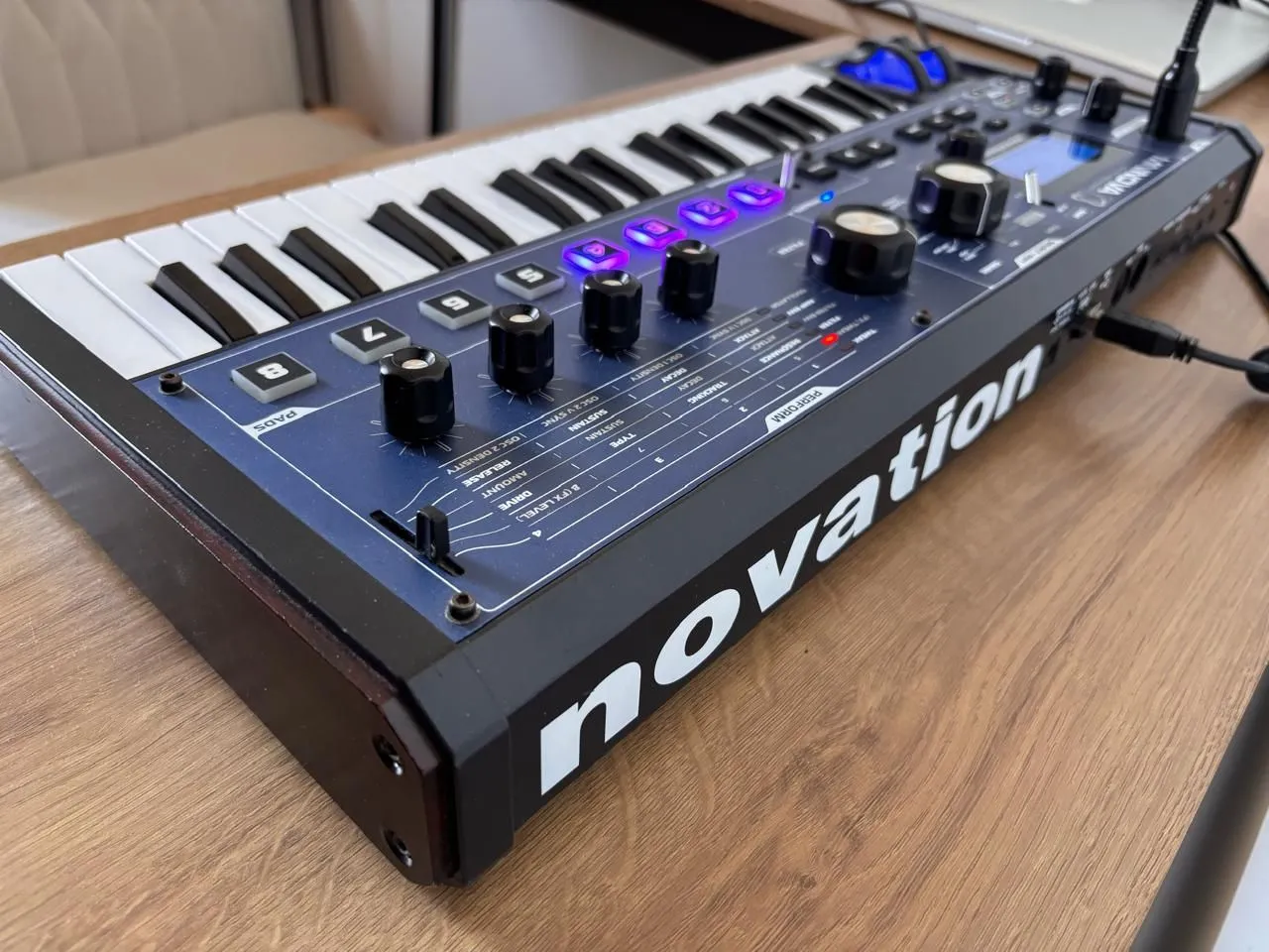 novation mininova