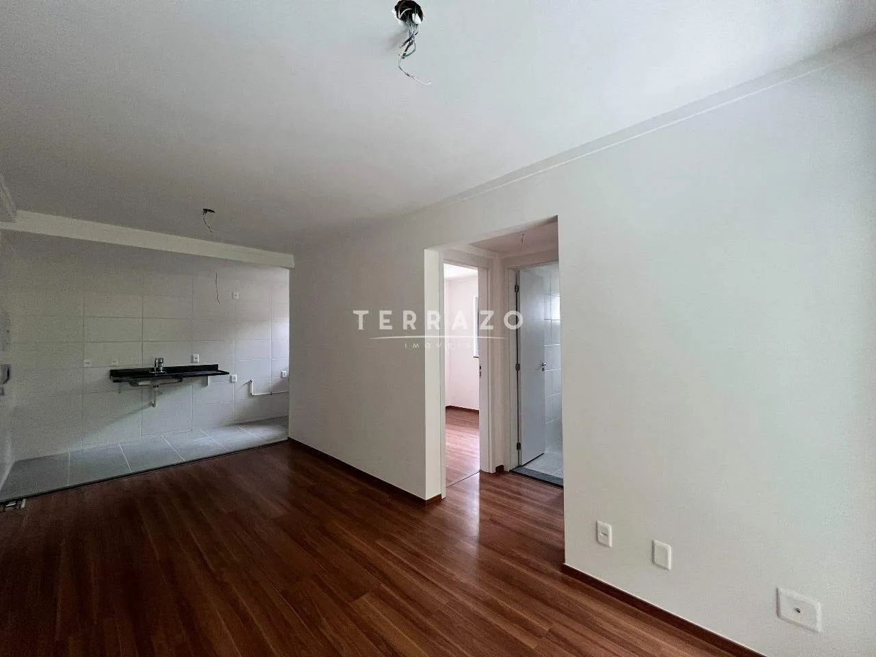 Apartamento 2 quartos sendo 1 suíte na posse! - Foto 4