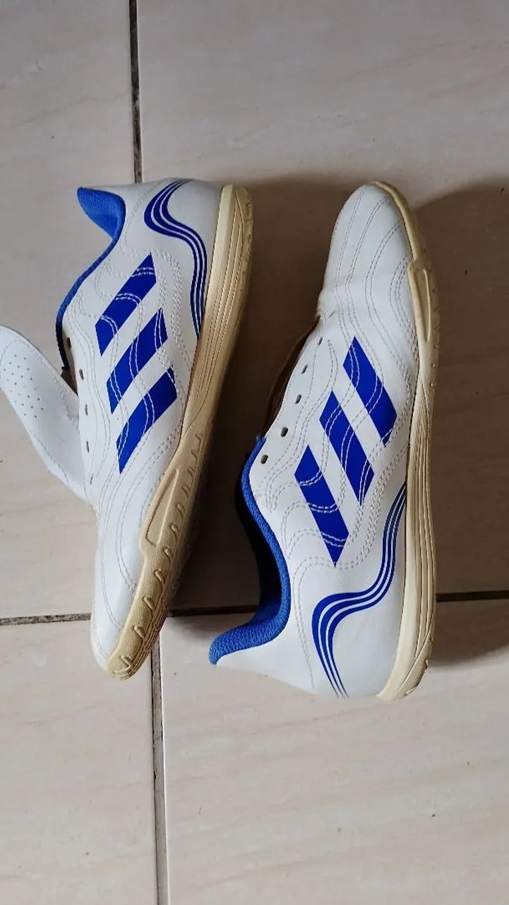 Chuteira tamanho 38 - Calçados Esportivos - Sussuarana, Salvador