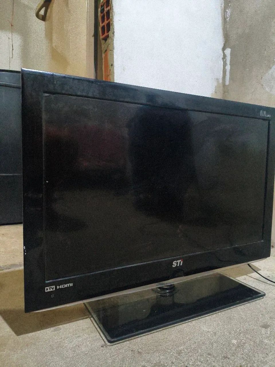 TV 32 polegadas STI (OBS: NÃO ESTÁ FUNCIONANDO!!)