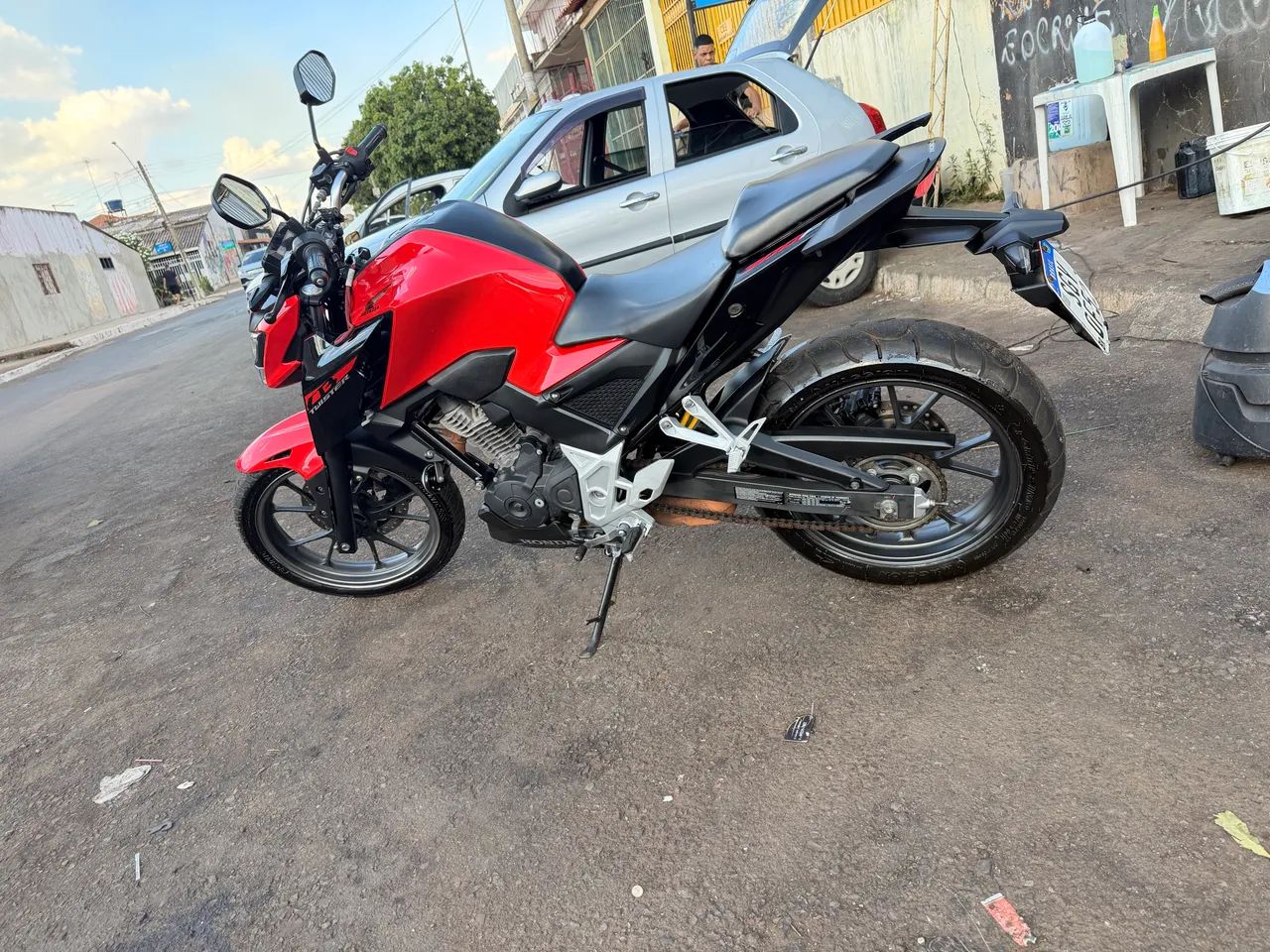 Cb 300f 