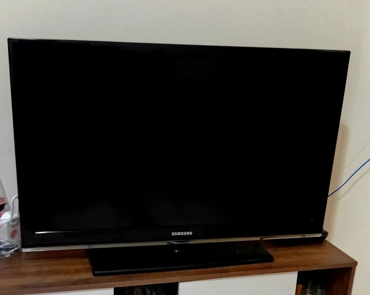 TV SANSUNG 40 POLEGADAS, NÃO É SMART E ESTÁ COM DEFEITO 