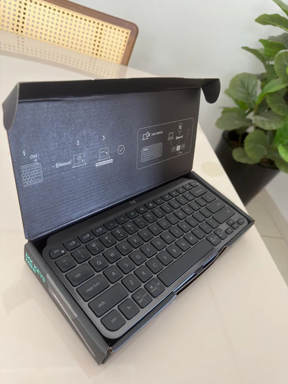 Teclado Logitech MX Keys Mini - Foto 5