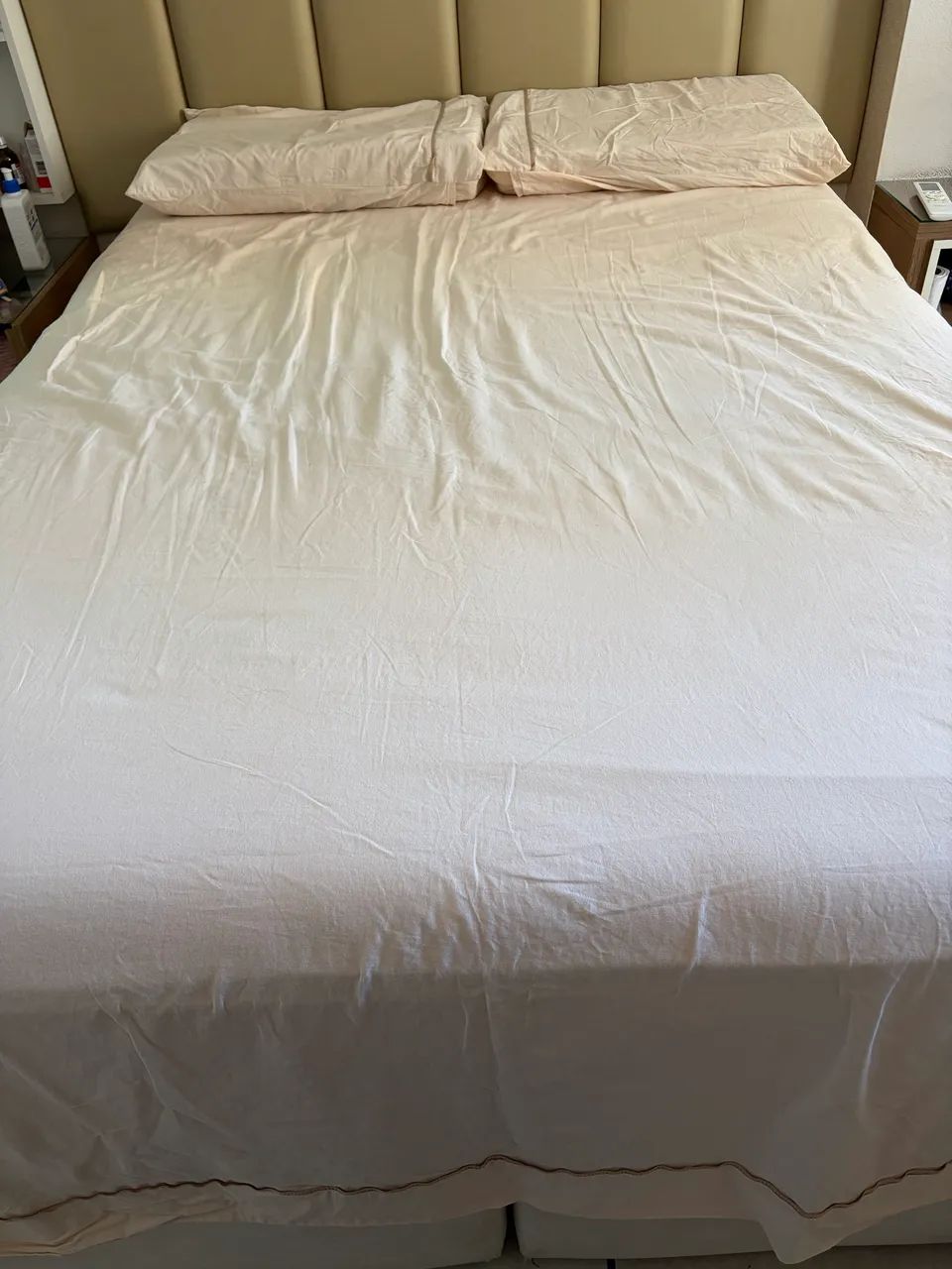 Cama Box casal com baú 