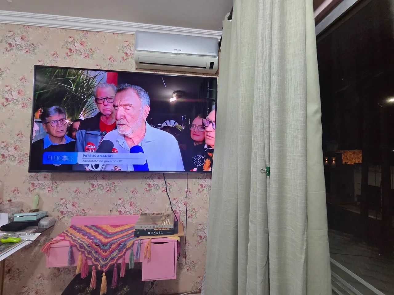 Samsung Smart TV 85  Crystal UHD 4K - Foto 4