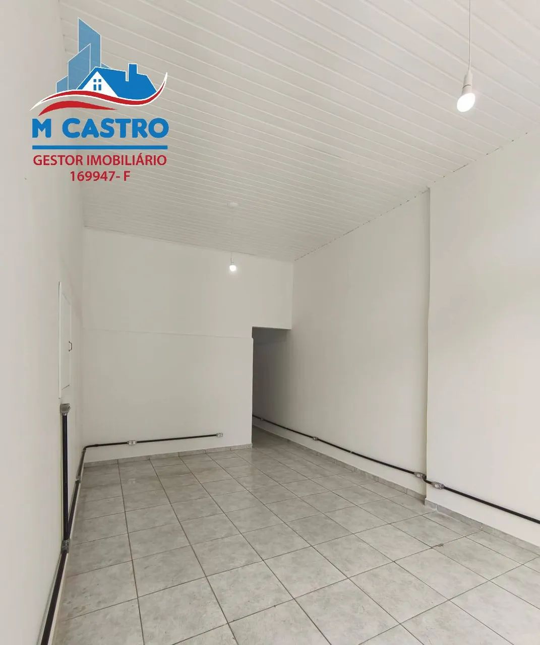 Salão Comercial - Depósito + Banheiro - Foto 2