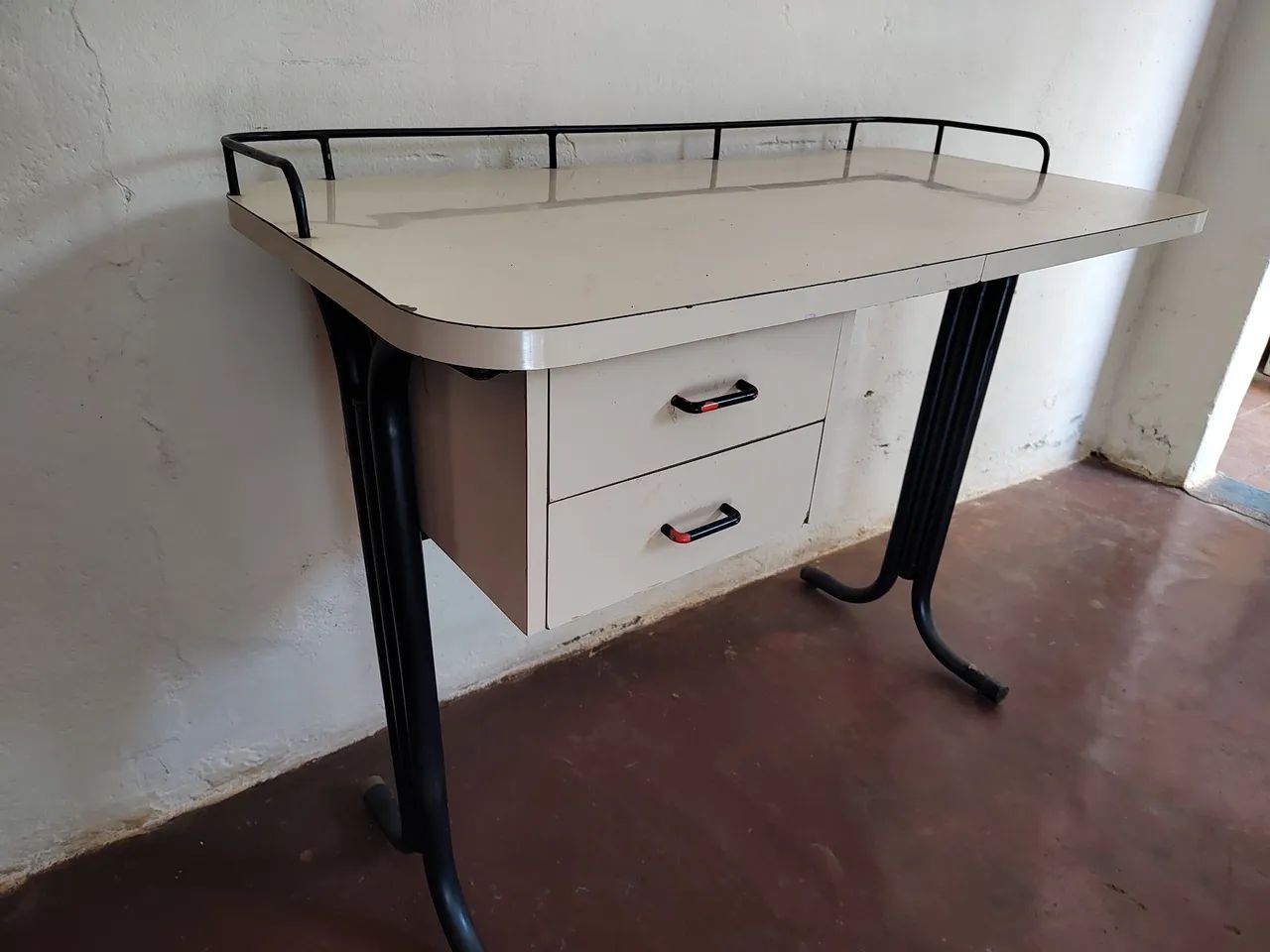 Mesa escrivaninha  - Foto 2