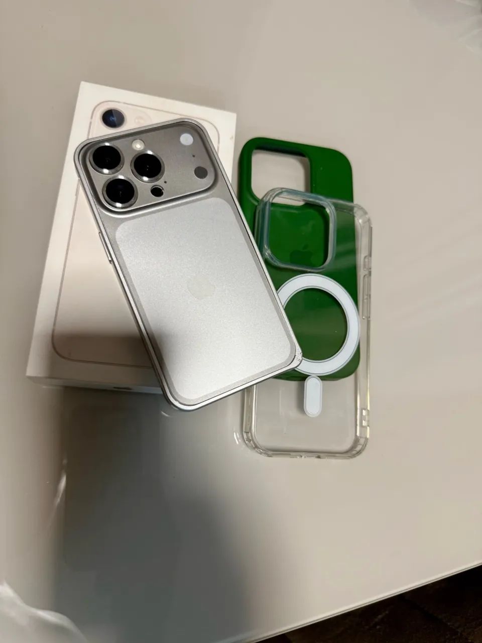 iPhone 15 pro  - Foto 2