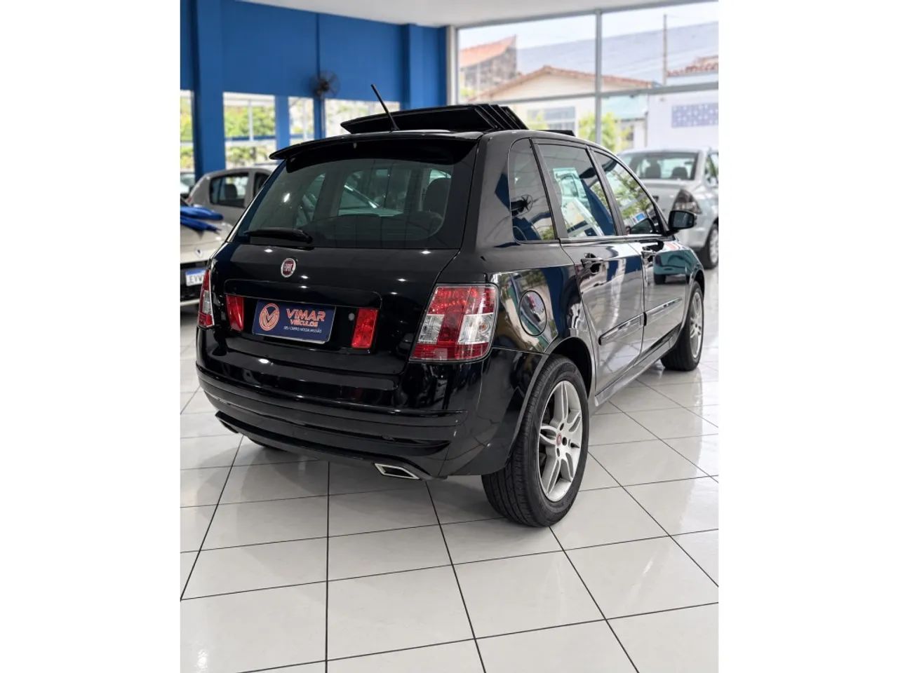 Fiat Stilo Dualogic 1.8 Blackmotion Flex 8V 2010 - Foto 5