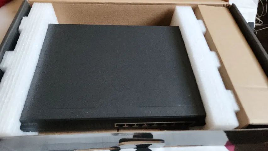 Switch 8 portas gigabit POE Tp-link tl-sg1008pe - Foto 3