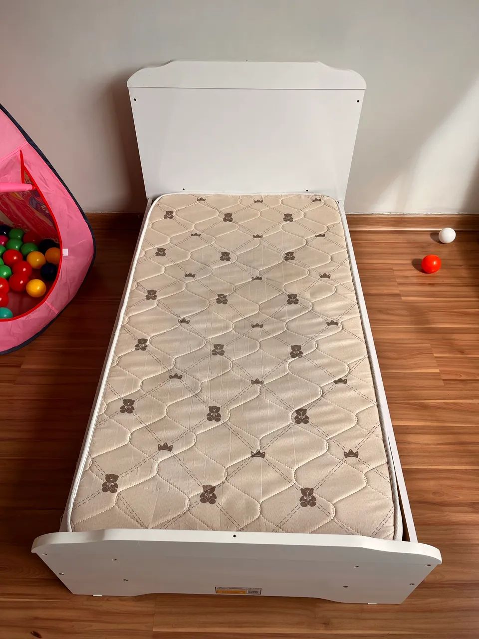 Berço 2 em 1 que vira cama 