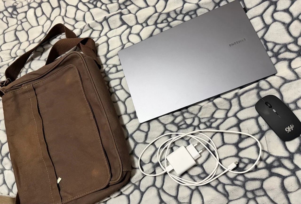 Notebook Samsung Galaxy Book4 Windows 11 Home Intel Core I3 8gb 256gb Ssd