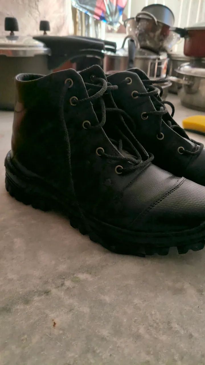 Bota preta masculina 41  - Foto 3