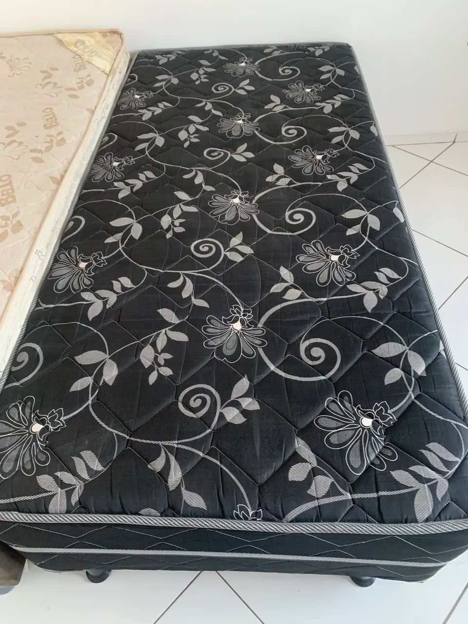 Camas box solteiro 
