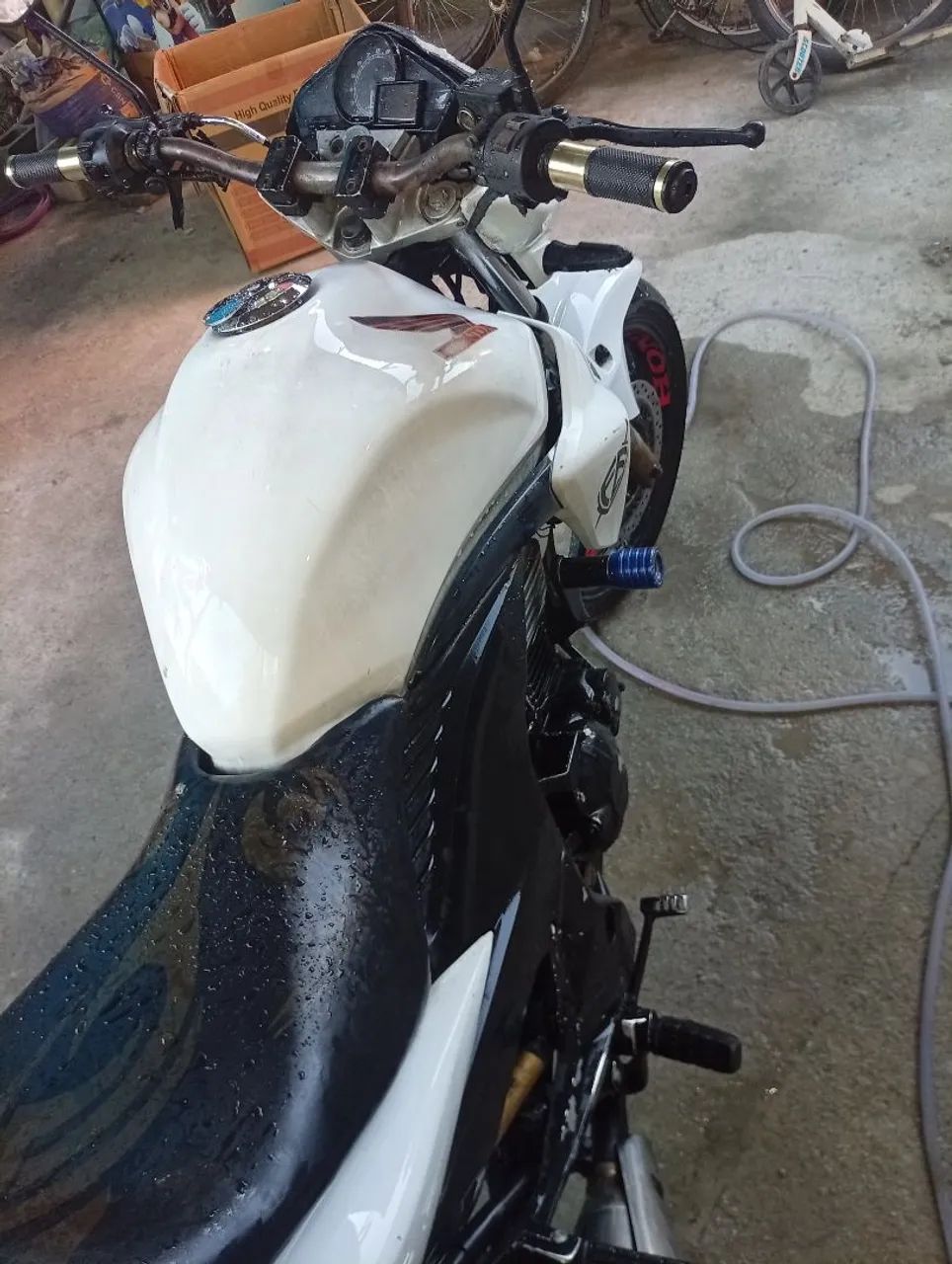 CB300 2012