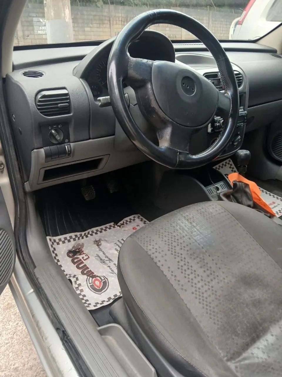 Chevrolet Corsa Hatchback 1.0 MPFI 8V 71cv 5P 2004