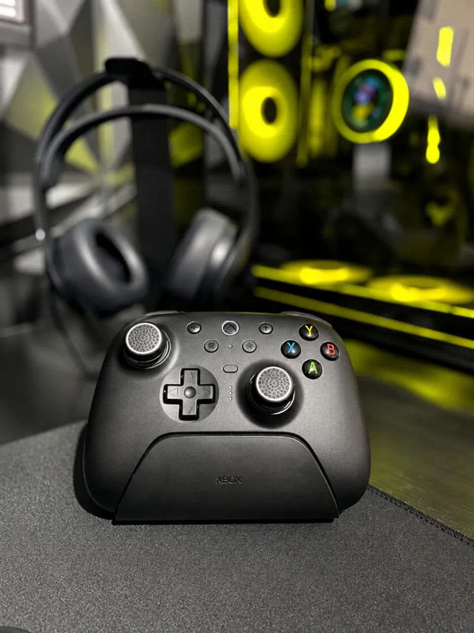 Controle 8Bitdo Ultimate 2 Wireless/Bluetooth compatível com Windows e Switch - Preto