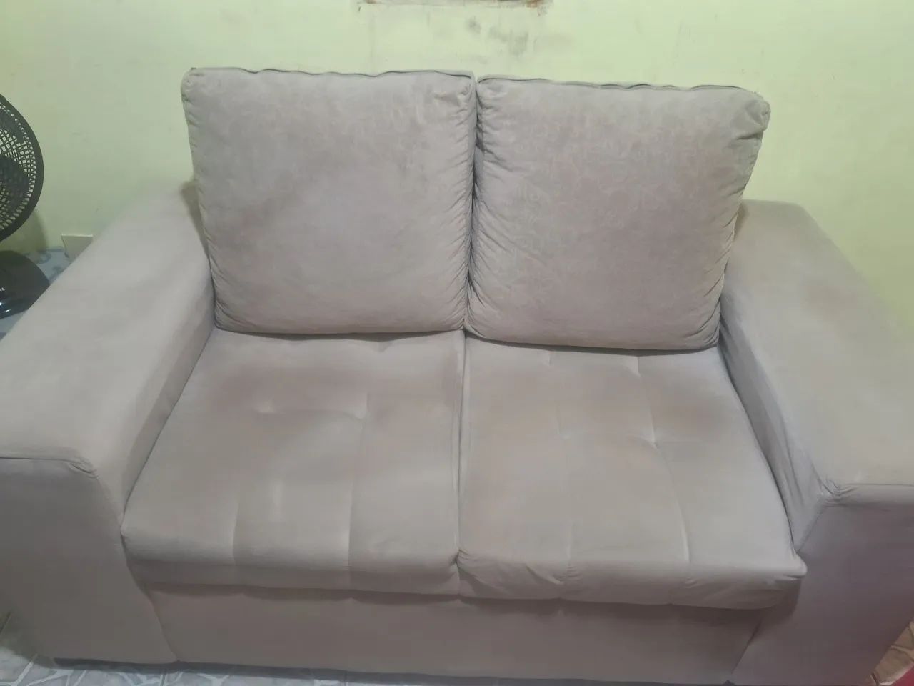 Sofá 2 lugares