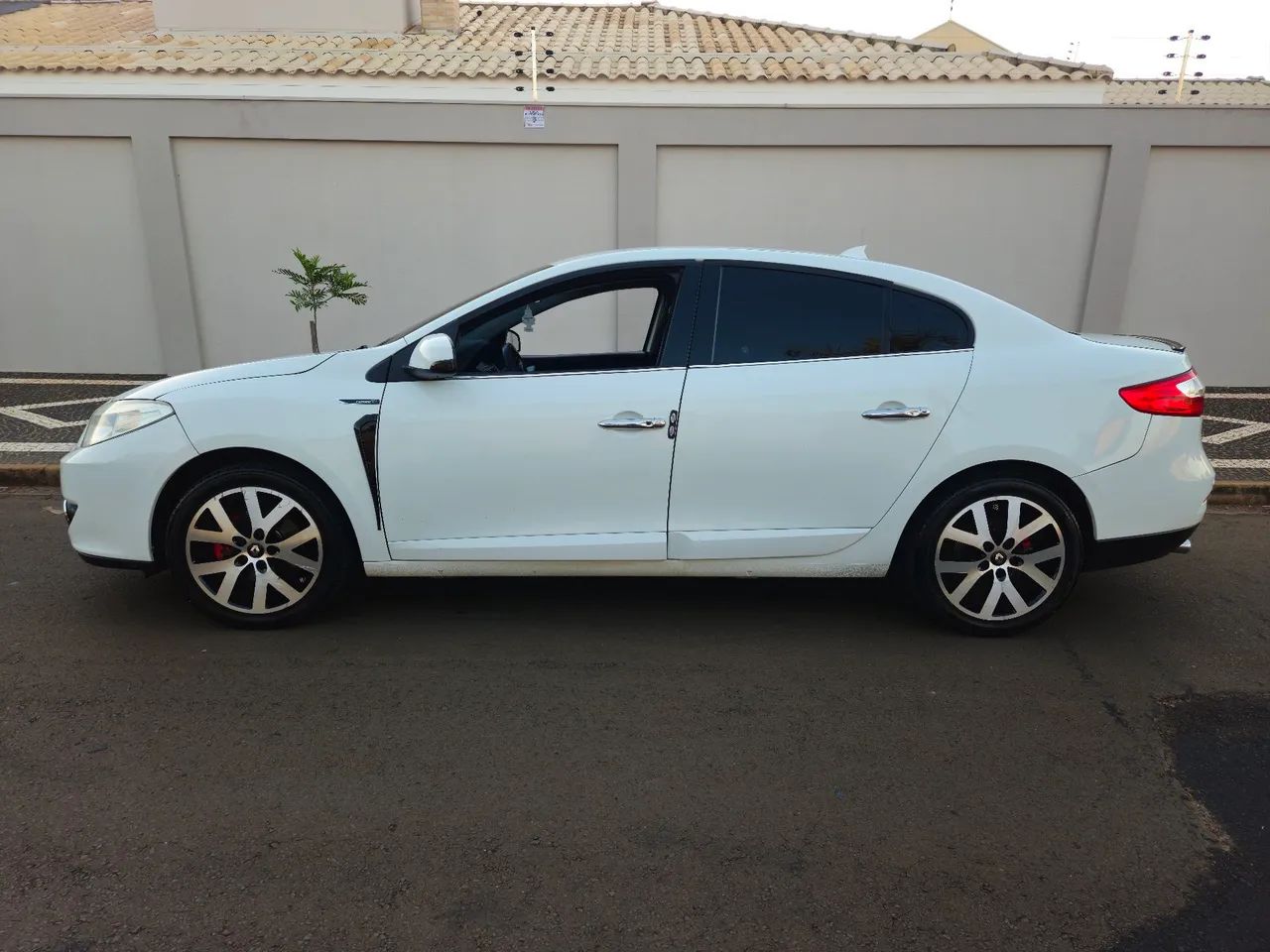 Renault Fluence 2012