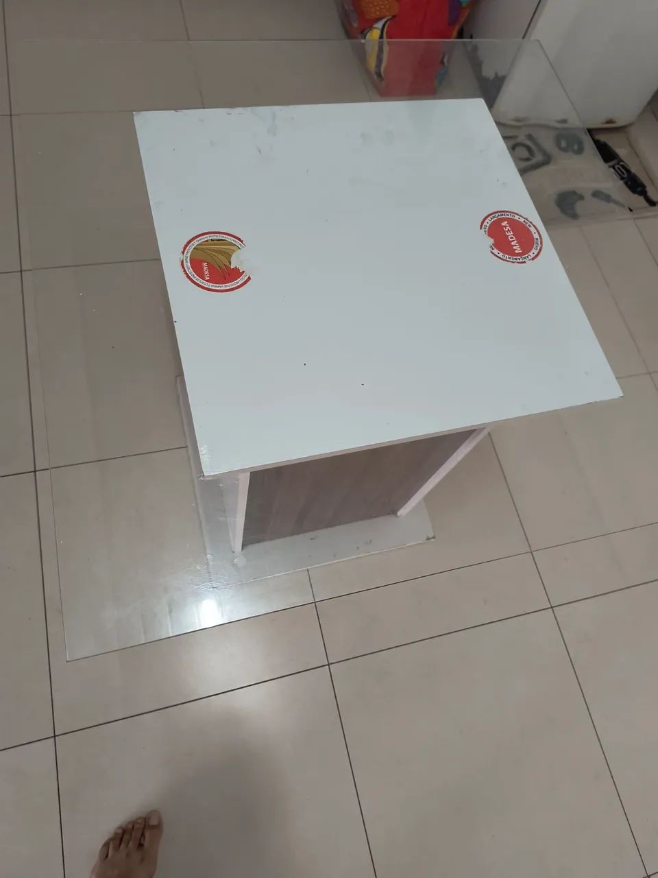 Mesa de vidro ótimo estado 