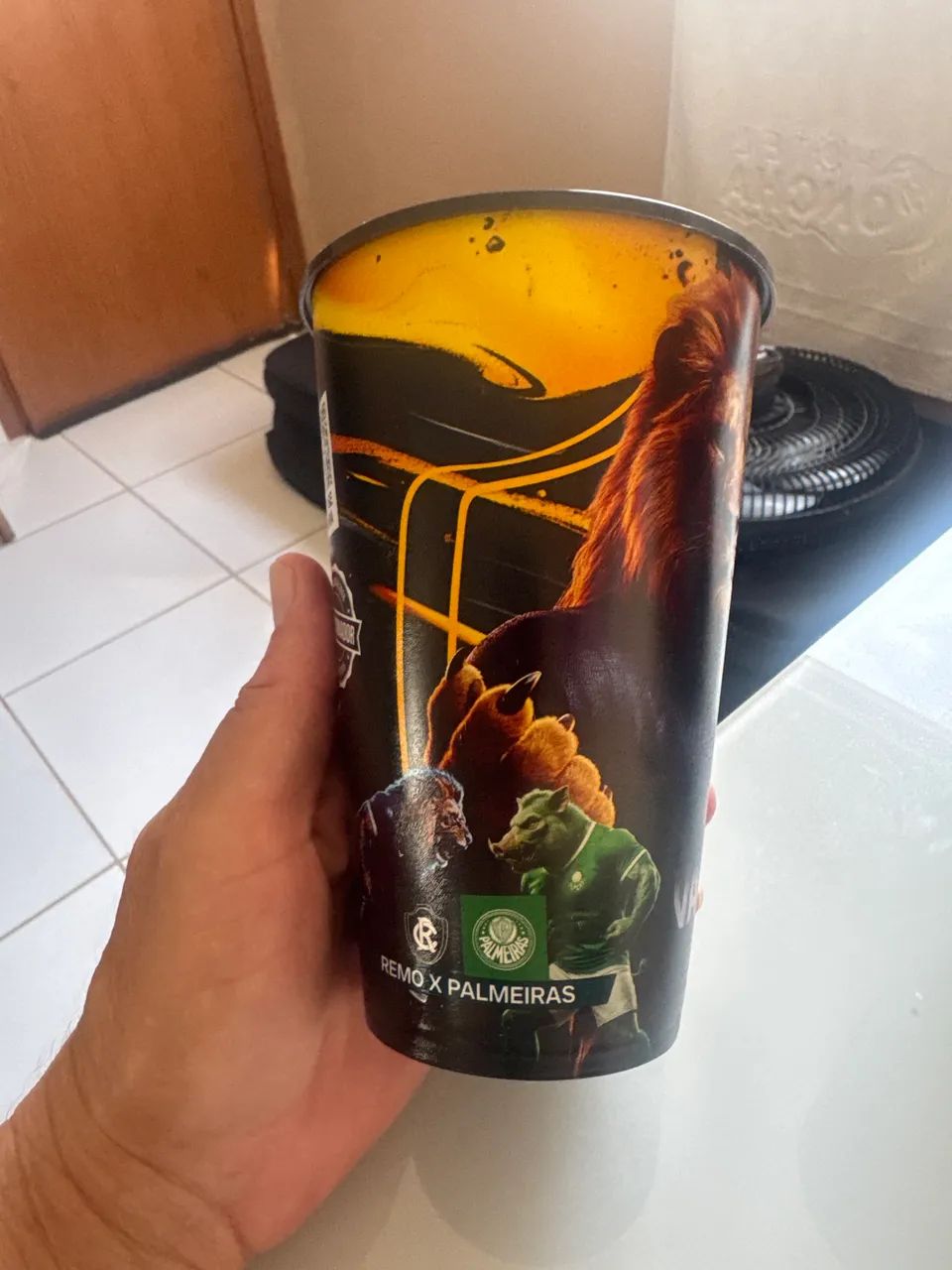 Preço de desapego  copos do jogos do remo - Foto 2