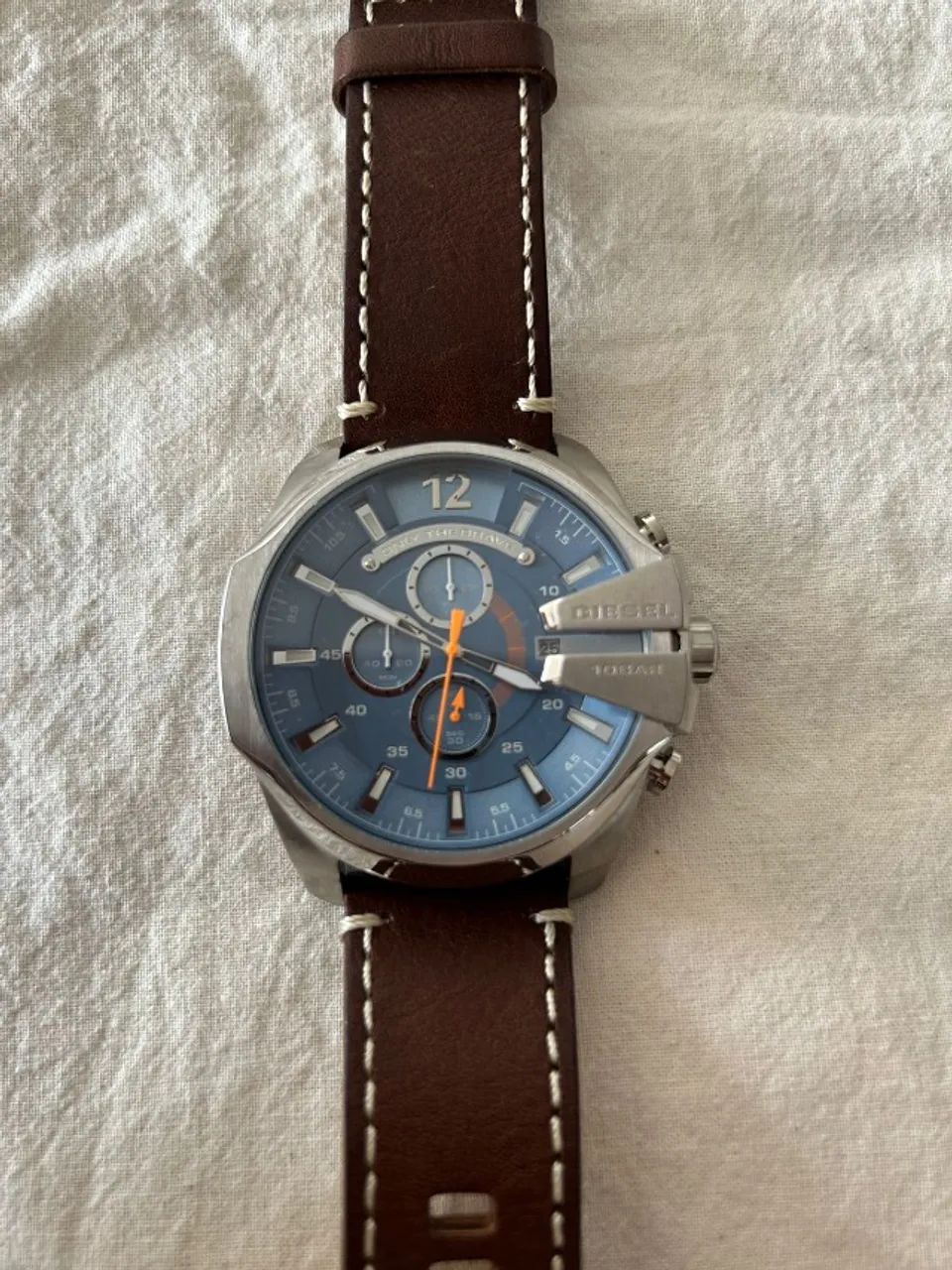 Relógio Diesel Mega Chief com Pulseira de Couro - Foto 4