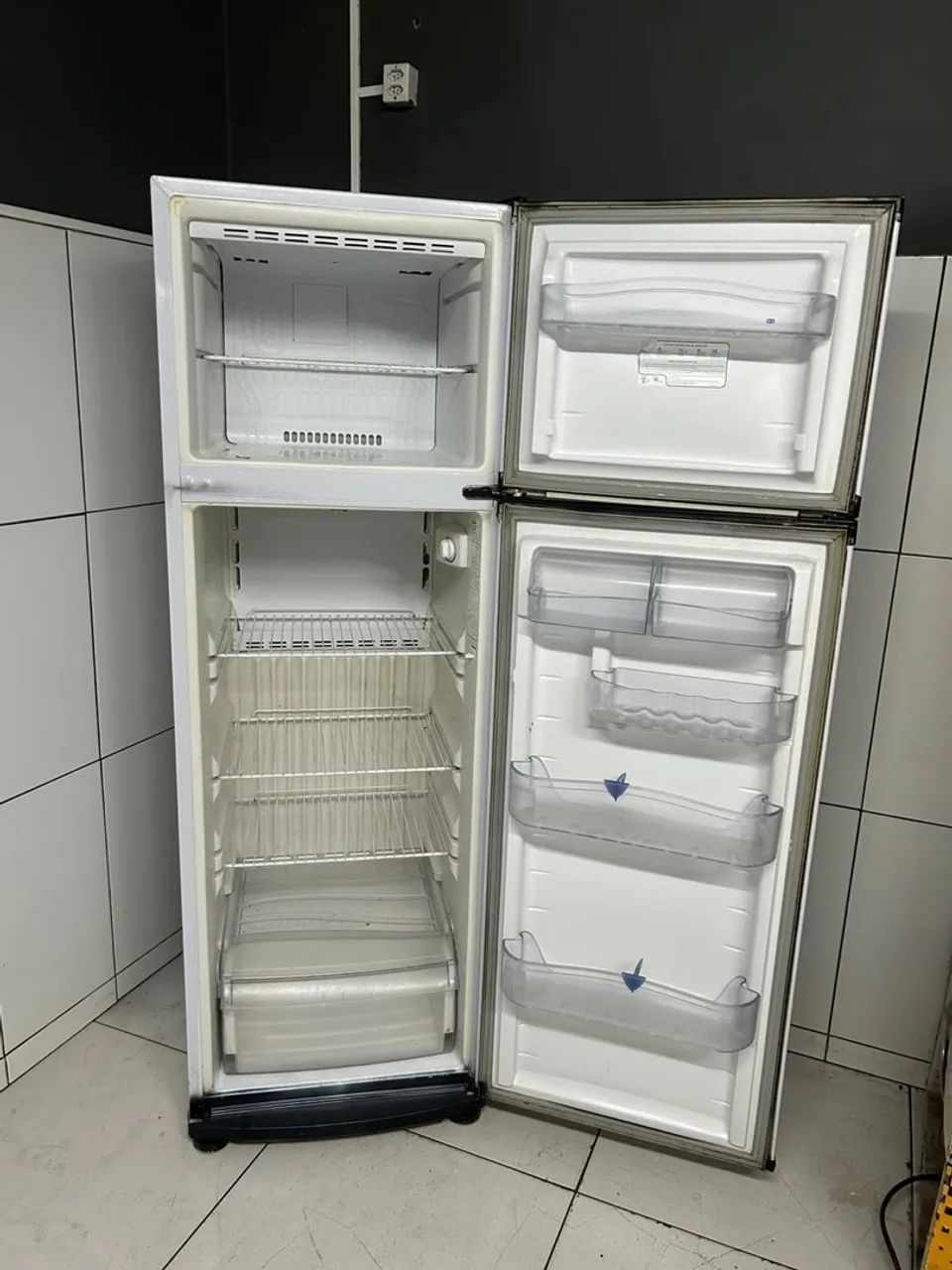 vendo geladeira  - Foto 4