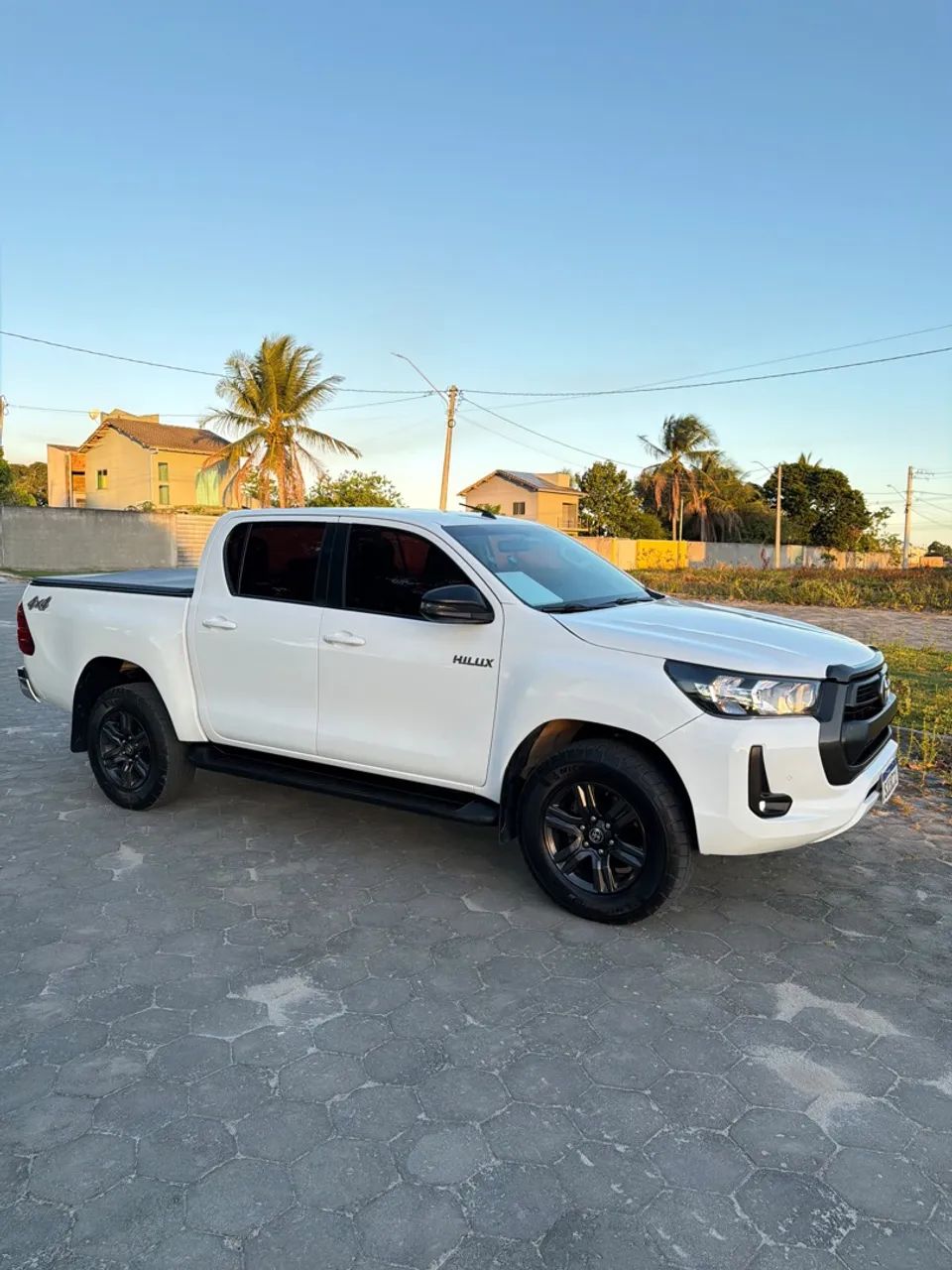 Toyota Hilux CD 4X4 2.8 DIESEL AUT. 2024
