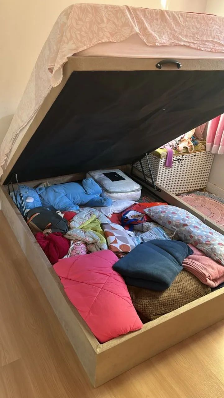 Colchão e box com baú 