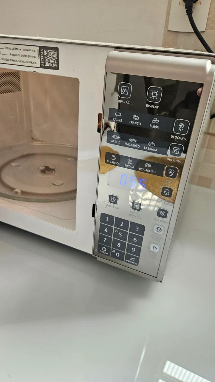Micro-ondas Electrolux 31L - Foto 3
