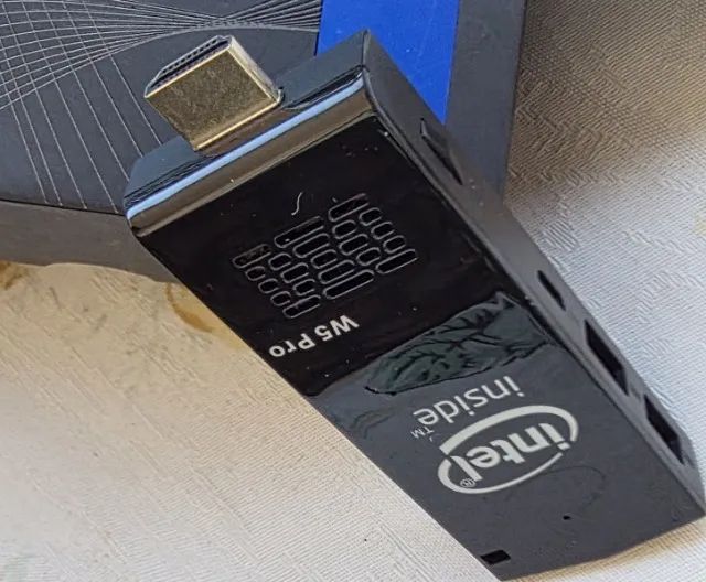Pocket PC Pendrive c/ WIn10, Bluetooth, WiFi,CardReader (miniUSB)-Em Mãos no PIX, à vista - Foto 3