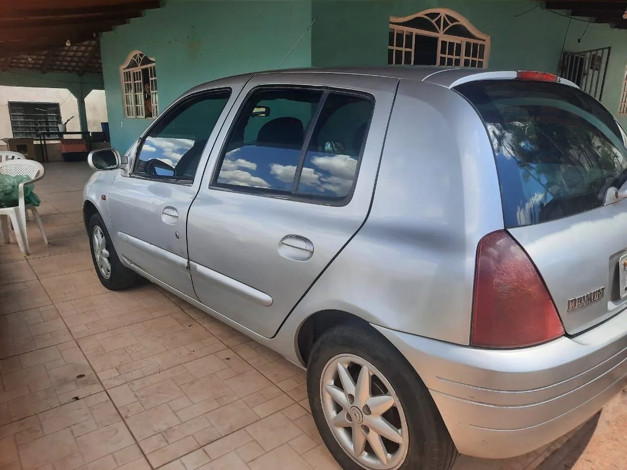 Renault Clio RN/ Expression 1.0 5P 2001