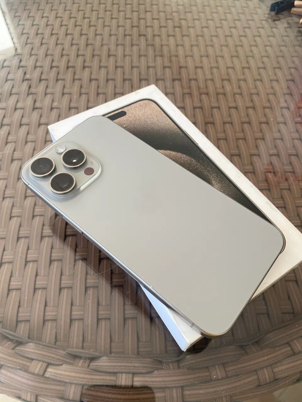 iphone 15 Pro Max 256GB natural titanium - Celulares e Smartphones