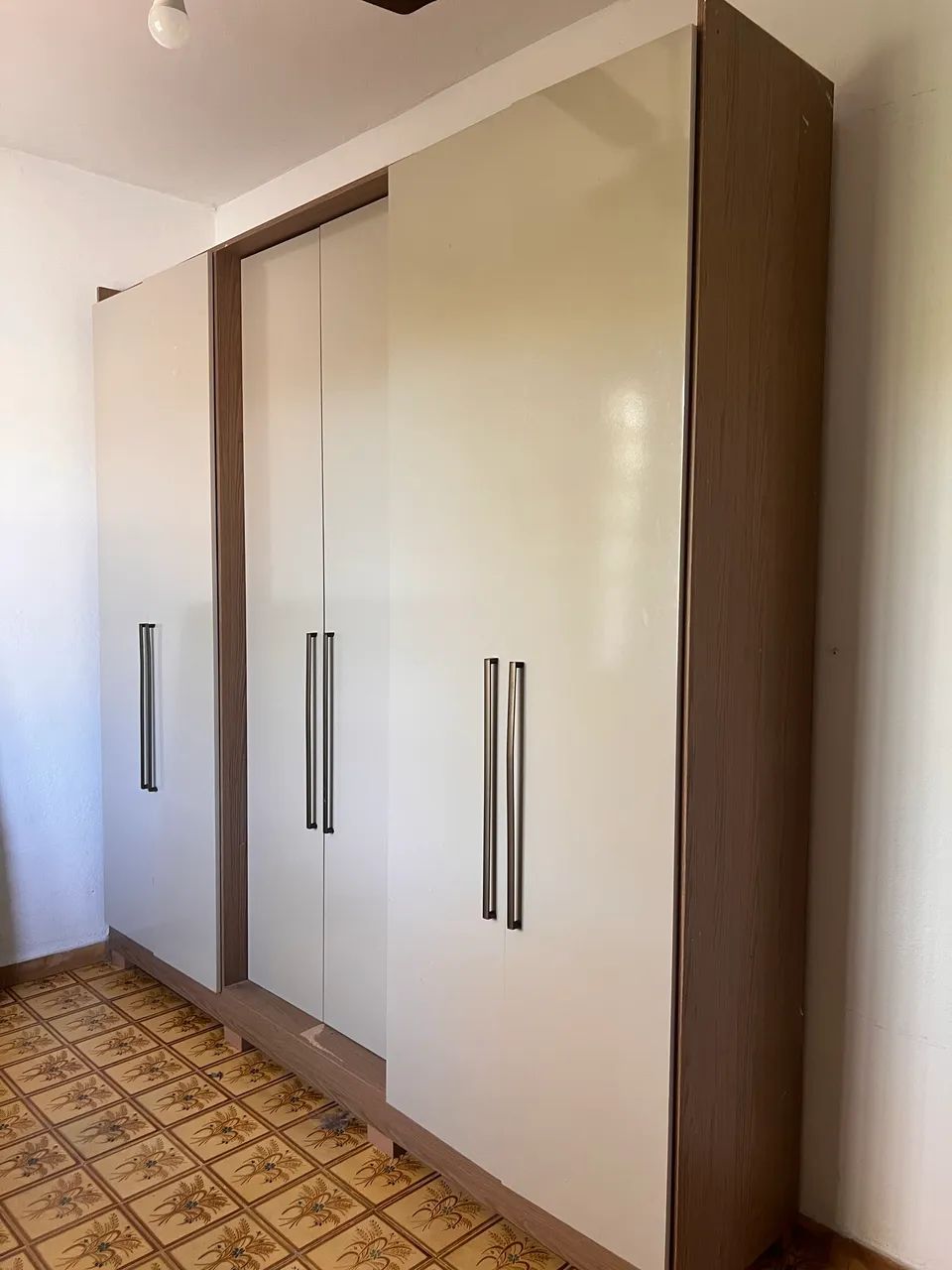 Vendo guarda-roupa  - Foto 2